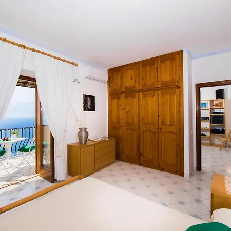 Villa Savina - Elegant Family Villa Overlooks Amalfi Coast - Positano Exterior foto